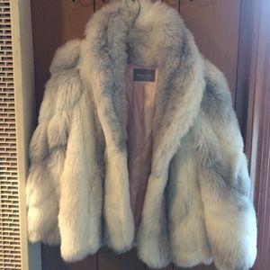 Reposh: Faux fur jacket