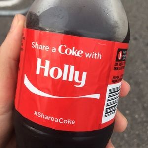 Meet your Posher, Holly