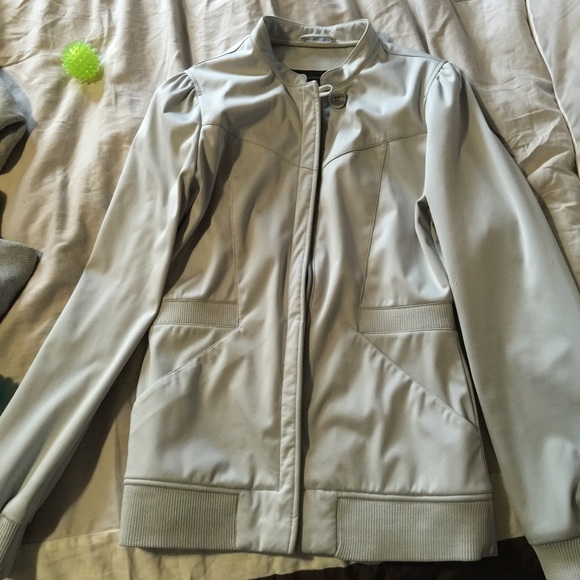 💢Donated💢 Oakley jacket - Picture 3 of 4