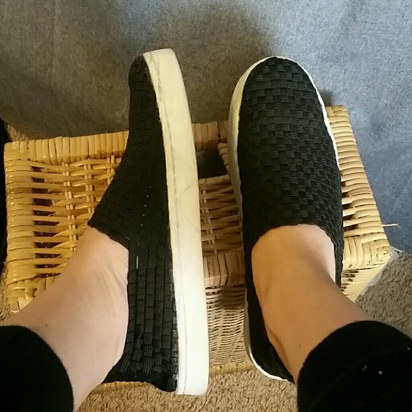 Steve Madden Slip Ons