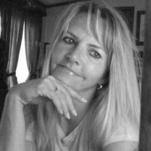 Meet your Posher, Leslie