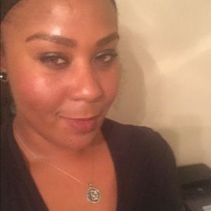 Meet your Posher, Jade