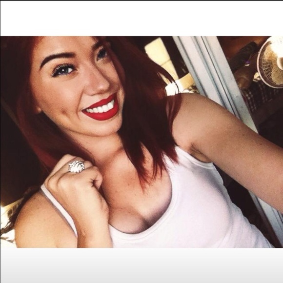 Meet your Posher, Vanessa