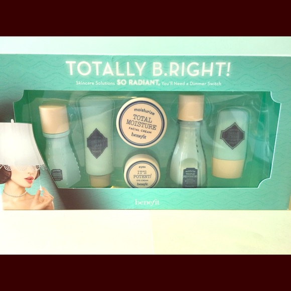 Benefit Other - Totally B.Right Radiant Skincare Set- 6 pieces