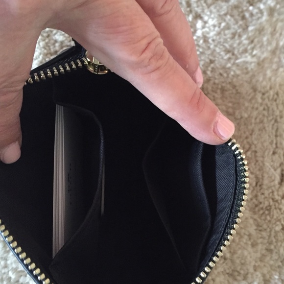 🚫SOLD🚫🎉3X HP🎉COACH Boutique Wristlet Pouch - Picture 3 of 4