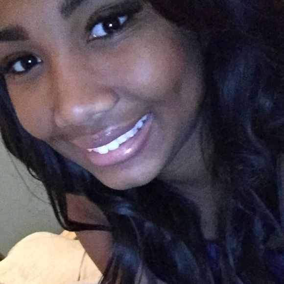 Meet your Posher, Nelly