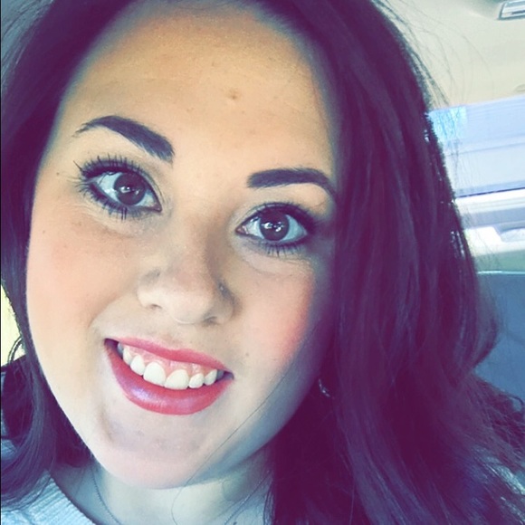 Meet your Posher, Megan - Picture 1 of 1