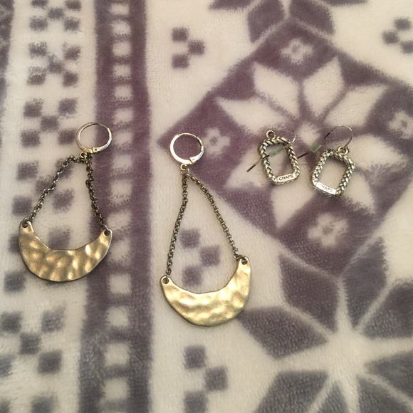 Cute earrings!