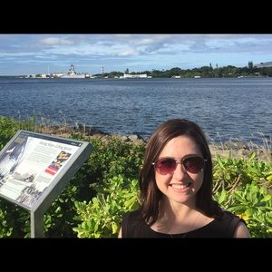 Meet your Posher, Alison