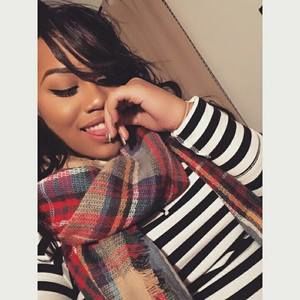 Meet your Posher, Mya