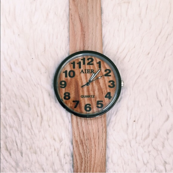 ⚡️LAST ONE⚡️Boho Light Brown Tan Faux Wooden Watch