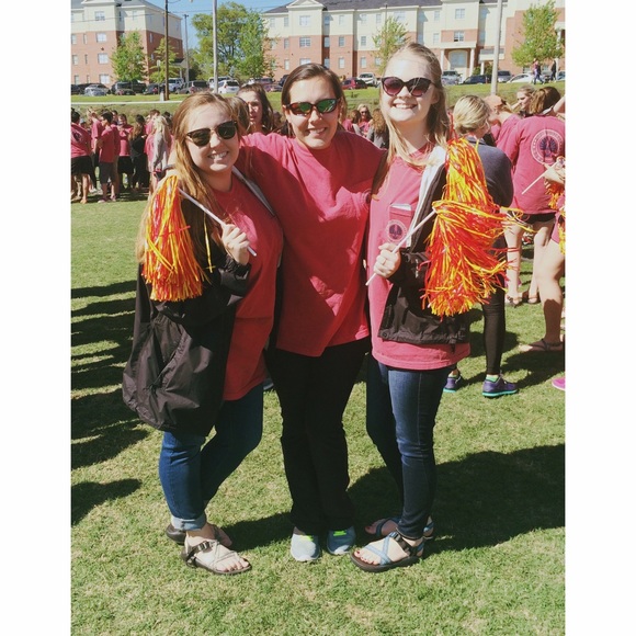 Meet your Posher, Mckenna - Picture 3 of 3