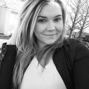 Meet your Posher, Arielle