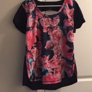 Lululemon athletic tshirt