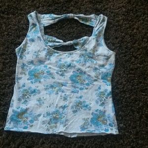 Bow tie back, crop top