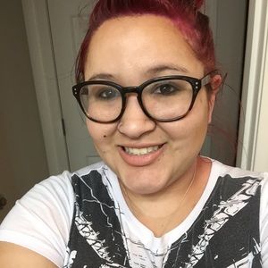 Meet your Posher, Sabra