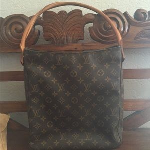 Louis Vuitton looping