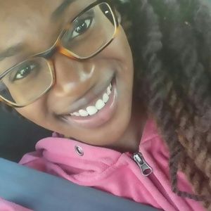 Meet your Posher, Javonna