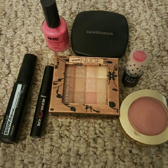 bundle of makeup