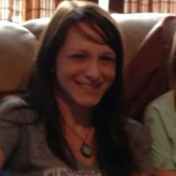 Meet your Posher, Tonya - Picture 2 of 2