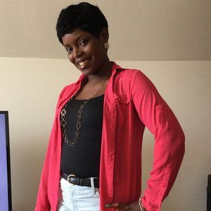 Meet your Posher, Jasmine