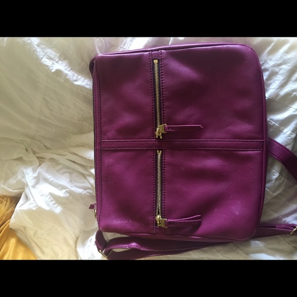 Fossil Bag in a gorgeous fuchsia color