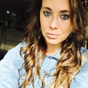 Meet your Posher, Carrie