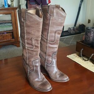 *PRICE DROP* Destroy wedge boots