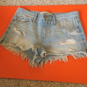 Size 6, width 28 Abercrombie & Fitch Shorts