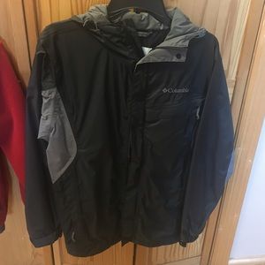 Columbia rain jacket