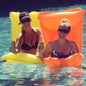 Meet your Posher, Holli