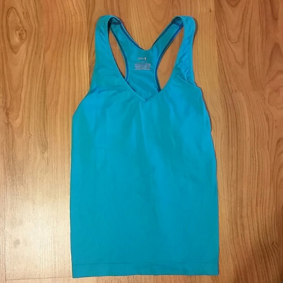 Zella blue S athletic racer-back tank w shelf bra