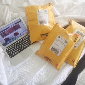 PROOF THAT SHIPPED ALL THE STUFF