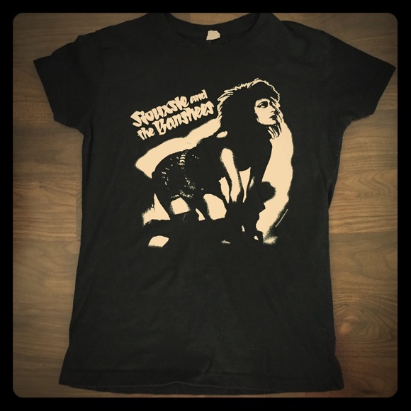 Hot Topic Tops - 🚫TRADED🚫Siouxsie and the Banshees & Metal Shirt