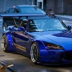 Meet your Posher, Izzat z