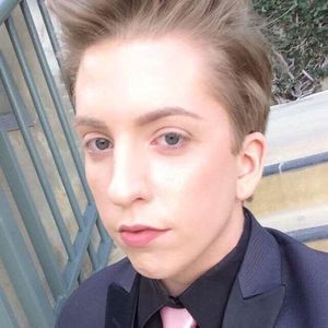 Meet your Posher, James