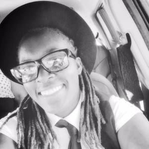 Meet your Posher, Latesha