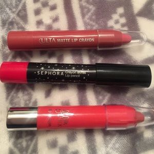 Lipstick crayons! 💋 Sephora is rouge red.