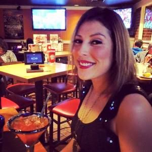 Meet your Posher, Vanessa