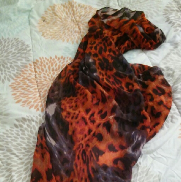 Fashionable Multi-Use Scarf