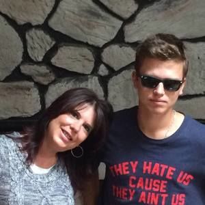 Meet your Posher, Dorlisa lisa