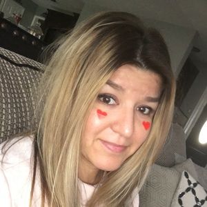 Meet your Posher, Elle