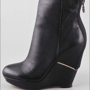 Sam Edelman Viva Split Wedge Zipper Boots Size 6