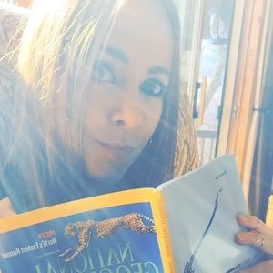 Meet your Posher, Caitlin