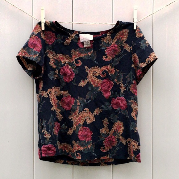 Black  Floral  Top