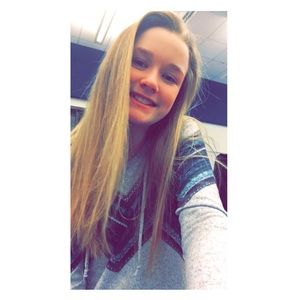 Meet your Posher, Olivia