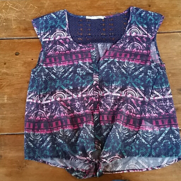 Button down blouse - Picture 1 of 2