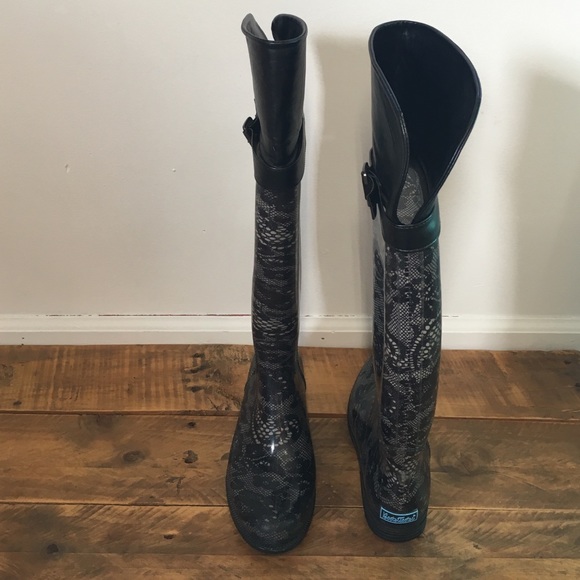 BootsiTootsi Rain Boots