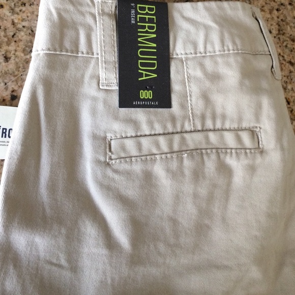 Aeropostle Bermuda khaki shorts 000