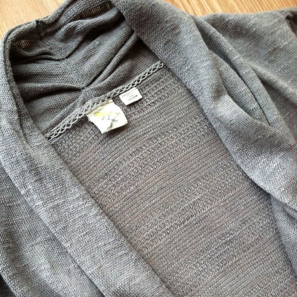 Anthropologie Sweaters - Anthropologie Yellow Bird gray rayon blend cardi